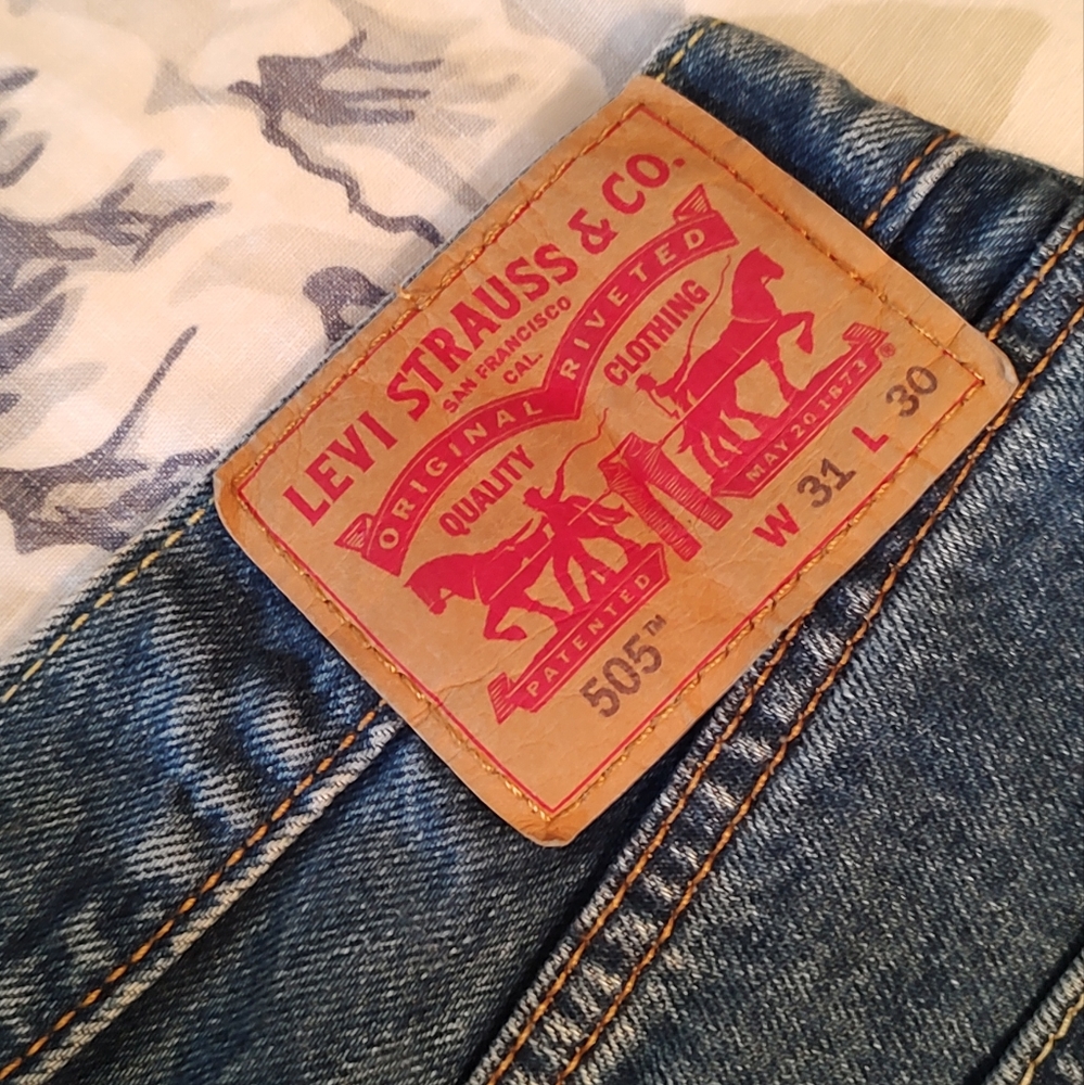 LEVI 505's